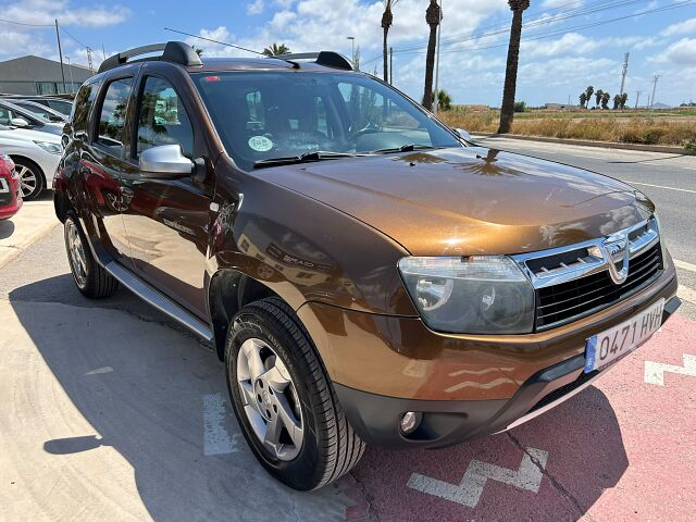 DACIA DUSTER LAUREATE 1.5 DCI SPANISH LHD IN SPAIN 29000 MILES SUPERB 2014